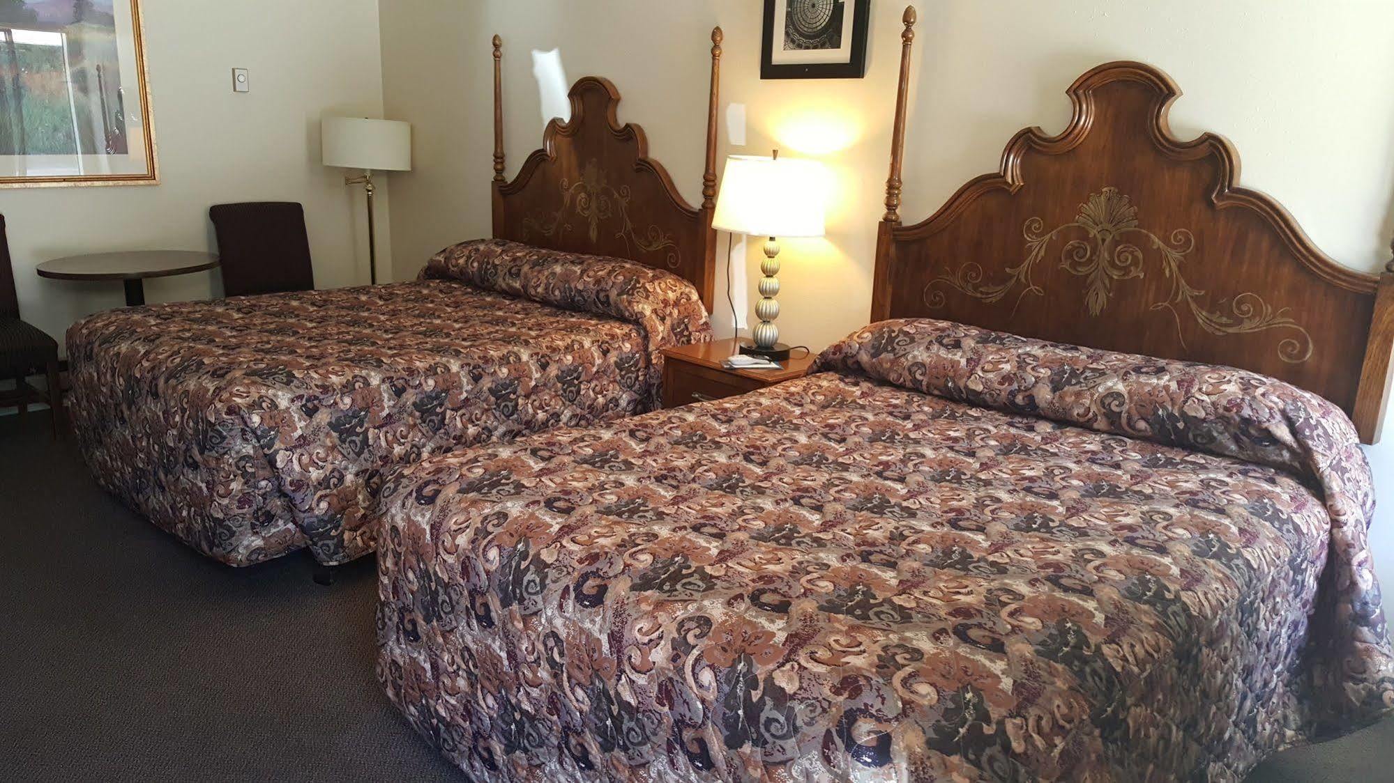 Amber Inn Motel Eden Екстер'єр фото